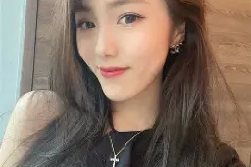 炸裂！56岁修庆彻底塌房！14分钟出轨录音疯传和刘亦菲还有关系